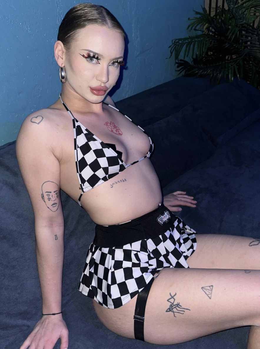 SARAnaughtyxx
